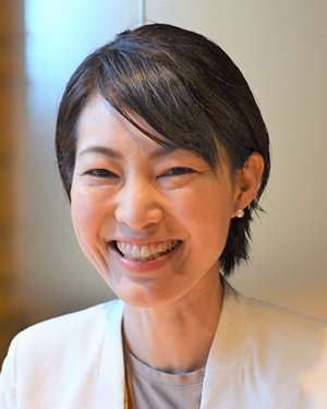 菊池 佐知子 氏