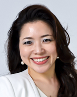 川西 由美子 氏